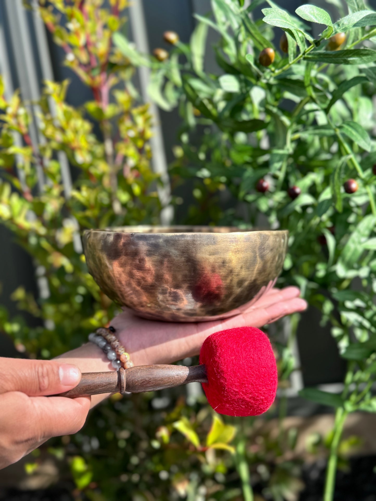 Antique Style Hand-beaten Singing Bowl