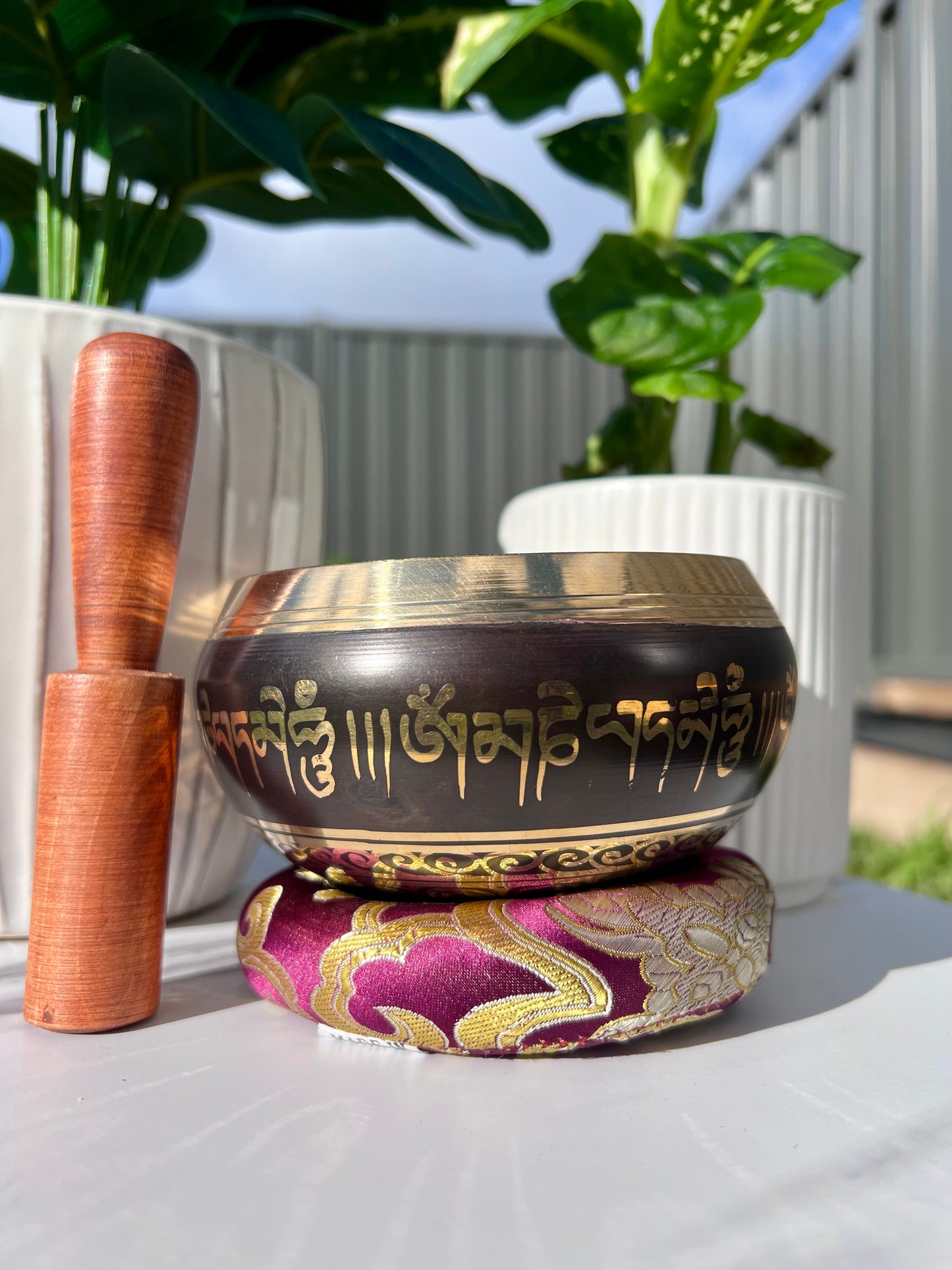 Om Mani Padme Hum Singing Bowl