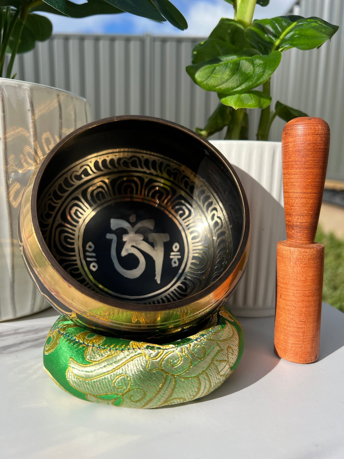 Om Singing Bowl Sound