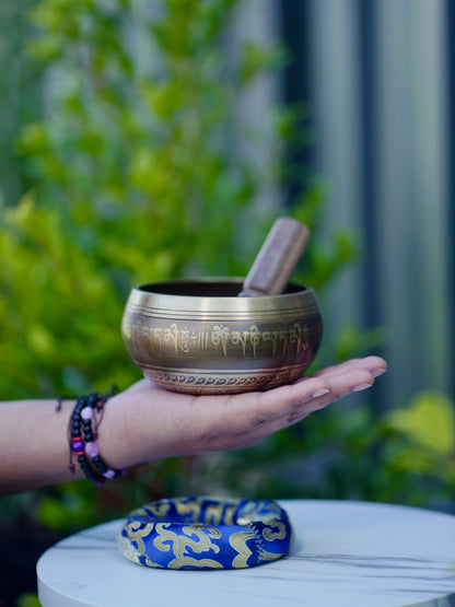 Om Mani Padme Hum with Vajra Singing Bowl