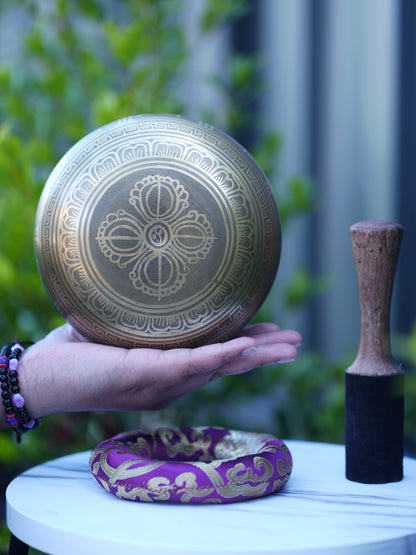 Mantra with Bajra Singing Bowl