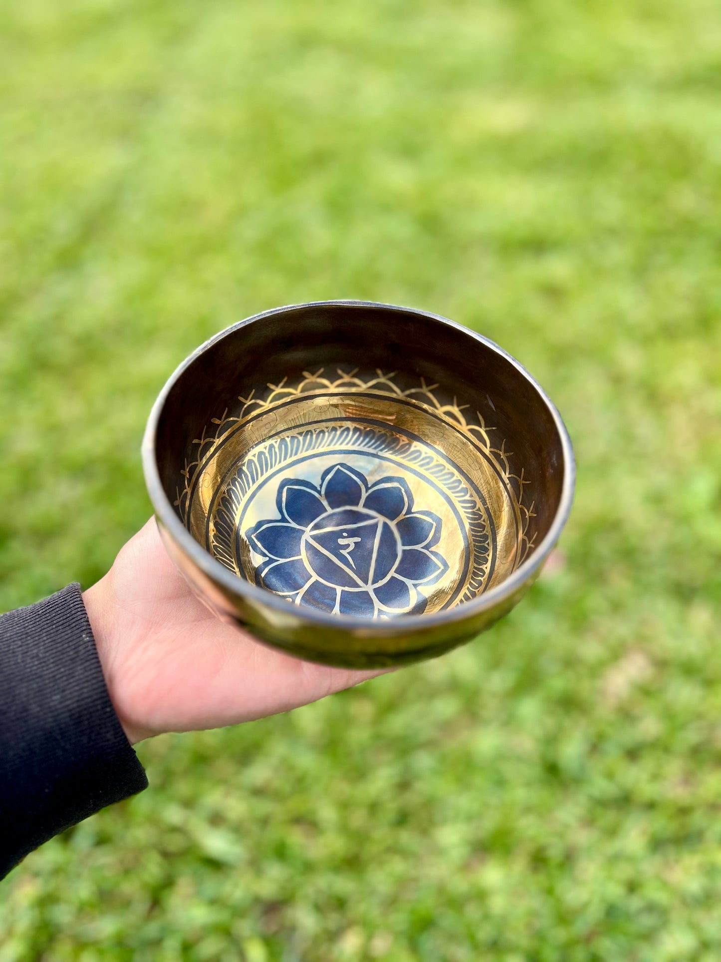 Singing Bowl Handmade with Love