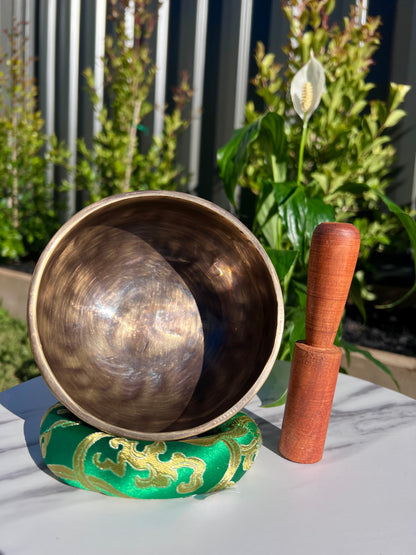 Hand-beaten Full Moon Singing Bowl from Nepal