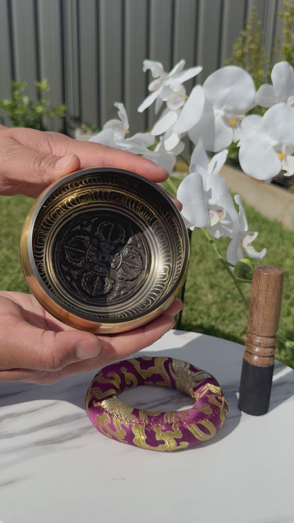 Hand Carved Vajya Singing Bowl